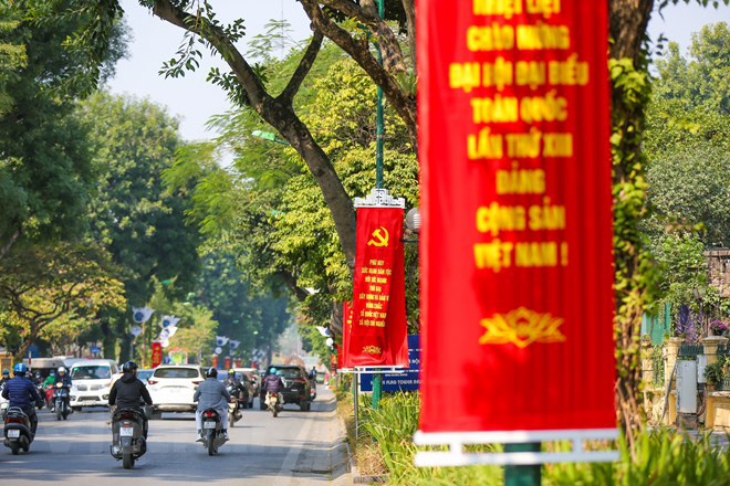 Banners are hung along a street in Hanoi to welcome the 13th National Party Congress. Photo: Vietnam News Agency