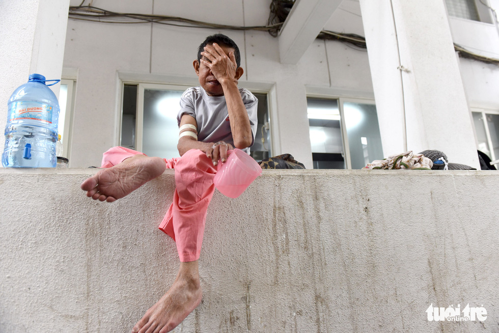 Nguyen Ngoc Em is pictured at Cho Ray Hospital in District 5, Ho Chi Minh City. Photo: Duyen Phan / Tuoi Tre