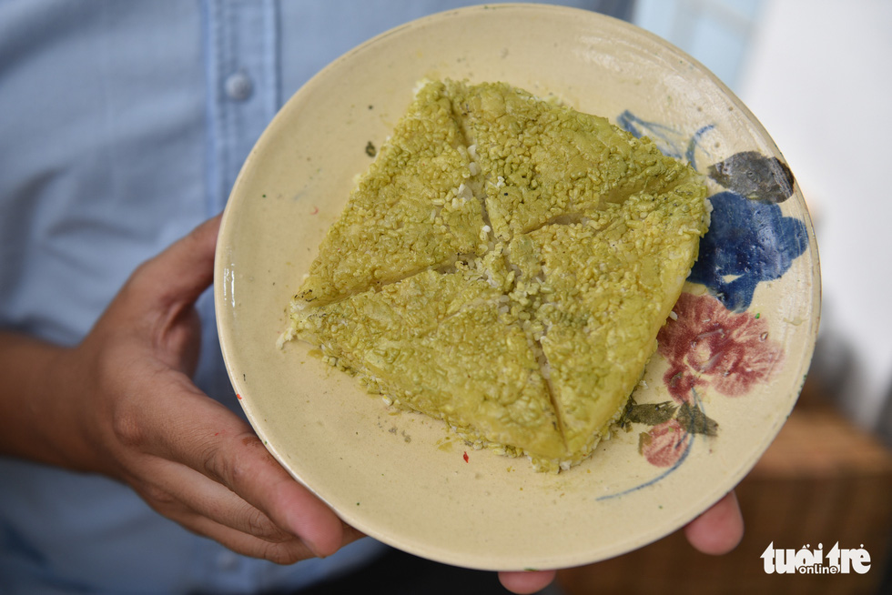 Chung cake, a dish that cannot be missed in a Tet banquet in northern Vietnam. Photo: Ngoc Phuong / Tuoi Tre